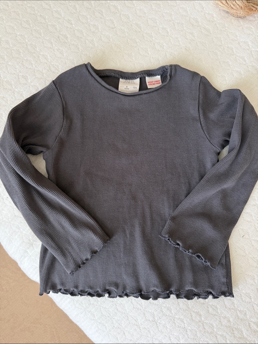 Zara Kids Ribbed Long-Sleeve Top — Charcoal Gray